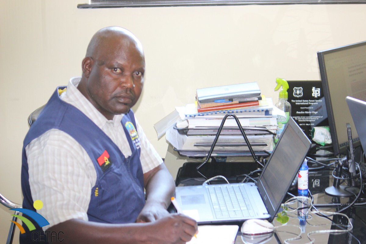 cetac_gov_ao_'s tweet image. O Centro de Ecologia Tropical e Alterações Climáticas em cooperação com a Sasscal, elaboram projecto: Revitalização e Proteção das Nascentes do Planalto Central de Angola, para o Benefício da População da Província do Huambo.

#cetac #sasscal #angola #huambo #sul #projecto #ambie