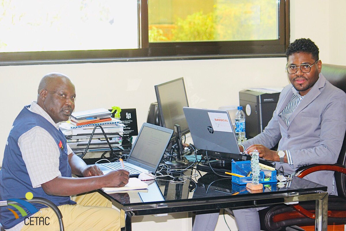 cetac_gov_ao_'s tweet image. O Centro de Ecologia Tropical e Alterações Climáticas em cooperação com a Sasscal, elaboram projecto: Revitalização e Proteção das Nascentes do Planalto Central de Angola, para o Benefício da População da Província do Huambo.

#cetac #sasscal #angola #huambo #sul #projecto #ambie