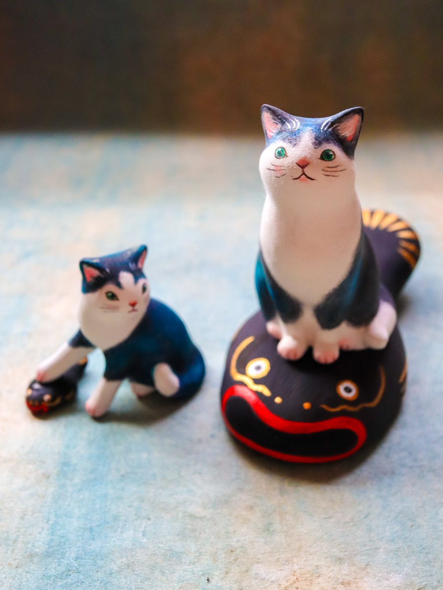 地震除けの猫』 大きなナマズに乗りどっちり押さえている猫と、 小さな