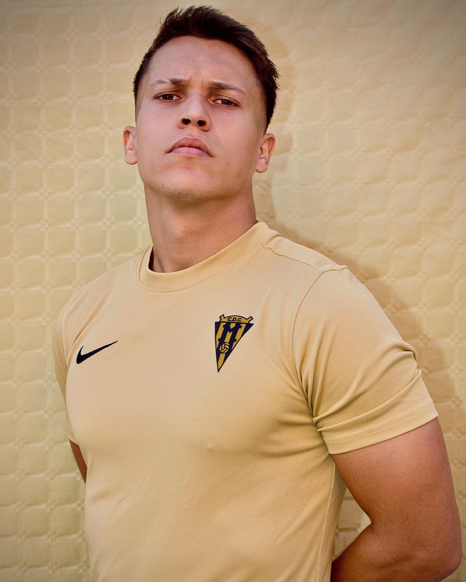HoskunTemeuzkov's tweet photo. Vamos a por la temporada 24-25!!

 🛡️⚔️🫀

#Vivelanuevaeradorada https://t.co/dtND9WlCcG