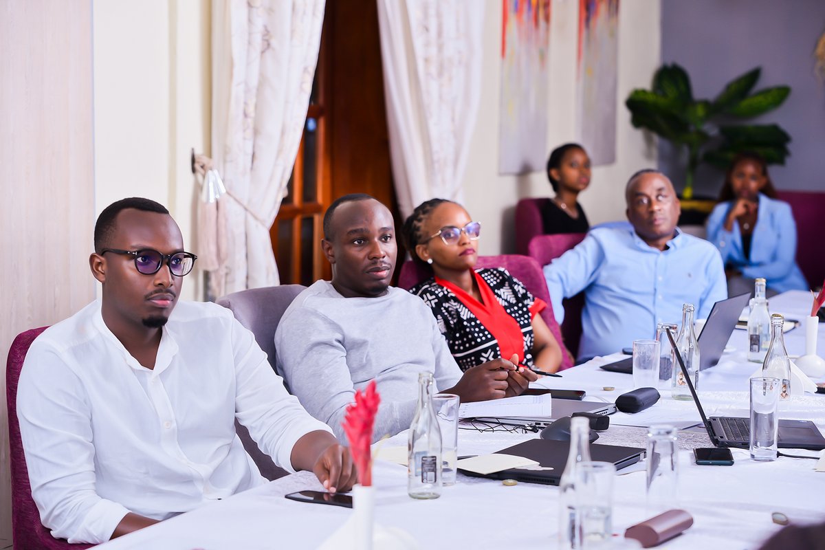 #Ideas from the #HudumaFellowship2024 Workshop II.

III: Values-based leadership: In the Name of Konrad Adenauer.

Konrad teaches us that sometimes leadership is not about doing what the majority wants but having the discernment to make hard values-based decisions for the better.