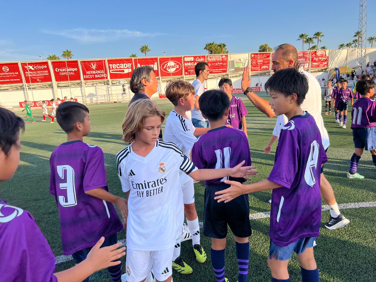 先週、セビリアのウトレラで行われた <a href="/Reyescup1/">Reyescup</a> にパートナーである MSK19 Soccer Schoolのジュニアチームが参加！

選手たちは、レアル・マドリードなどの強豪アカデミーチームと対戦し、全力で戦いました💪🔥

#ワカタケ #スペインサッカー留学 #スペインサッカー
#vamoswakatake