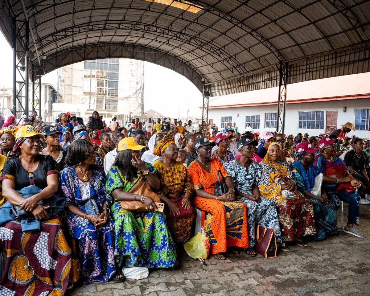 eco_edostate's tweet photo. Obaseki Urges Electorates to Vote a Leader With Empathy, Decries Opposition's Campaign of Insults, Lies, Lack of Vision.

Click on the link to read full story...https://t.co/mr6EMkmD6g https://t.co/JRovxREngK