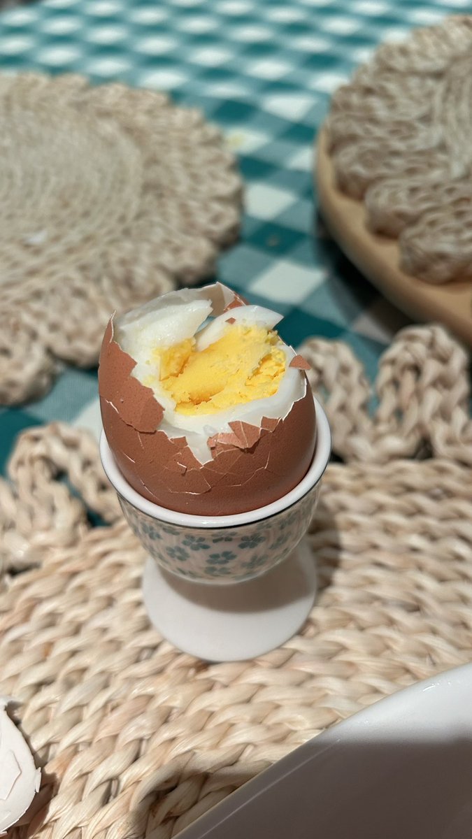 europeans are so cute
i will consume that egg in one gobble