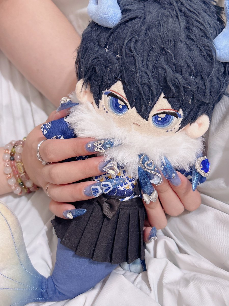 新爪爪是老公💙
跟老公合照(*´ω｀*)