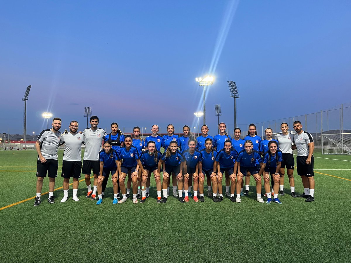 ¡Ayer comenzaron la pretemporada nuestros Cadetes A y B femeninos! 💪

¡A por un año lleno de éxitos! 🙌