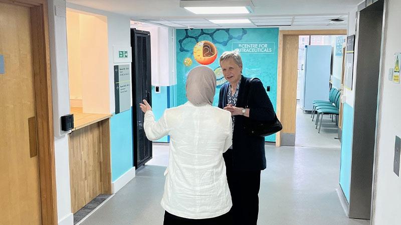 Earlier this month, we welcomed Dame Judith Petts for a visit to our Centre for Nutraceuticals, a first-of-its-kind initiative in the area of nutraceuticals, supplements and functional foods, which Dame Judith generously helps fund 👏

🔗 Find out more: bit.ly/4fRAlVq