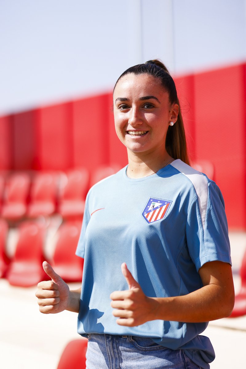 Vicky Chica renueva hasta 2025 con el Femenino B 👊

❝Estoy muy feliz de seguir perteneciendo al club una temporada más. Estoy deseando recuperarme para dar el 100% y cumplir los objetivos del club❞

🔗 loom.ly/3LDSEYI

 ¡Enhorabuena, Vicky! ❤️🤍