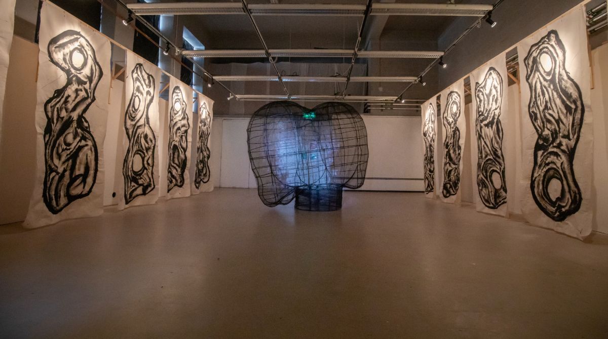 DJCAD's tweet image. It&apos;s official, Masters Show finally opened at the weekend! ✨ With over 100 students displaying their work from 14 diverse subjects, a huge variety of subjects, we guarantee there’s going to be something that will interest everyone!  

Be sure to visit buff.ly/3kdVxsL