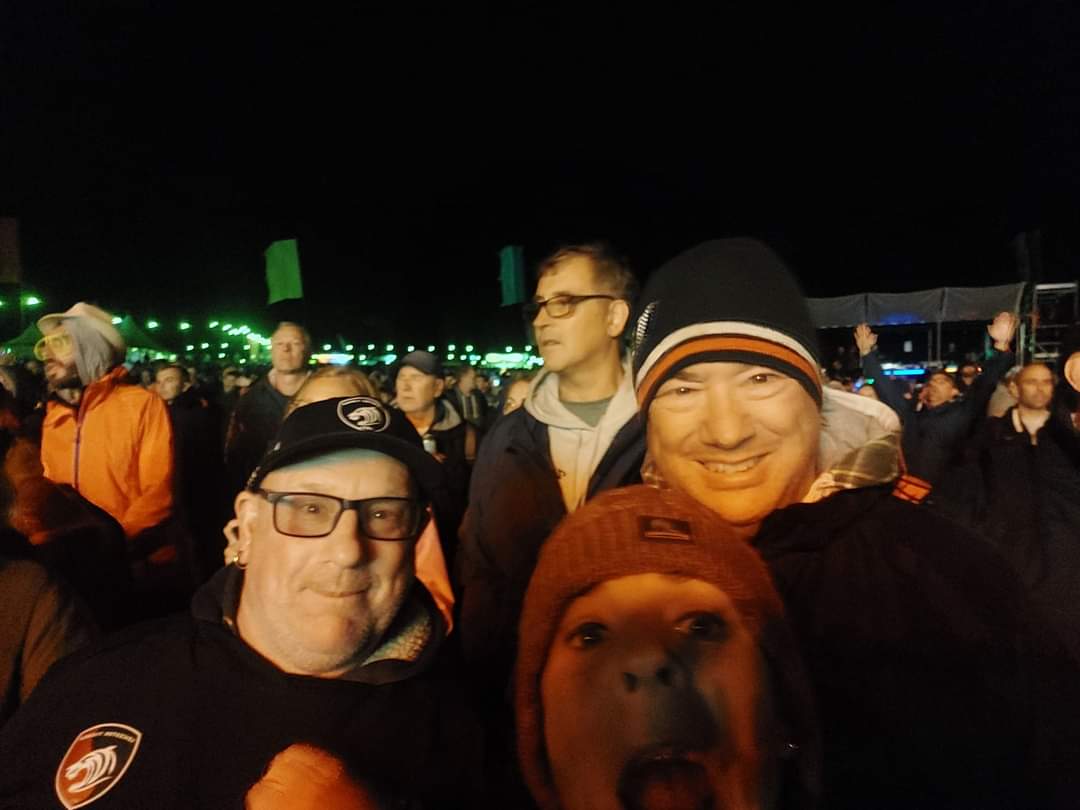 Festival blues today😭 but what a fab weekend at Camper Calling we walked, drank and danced our legs off 🕺🍷🍻🚶‍♀️