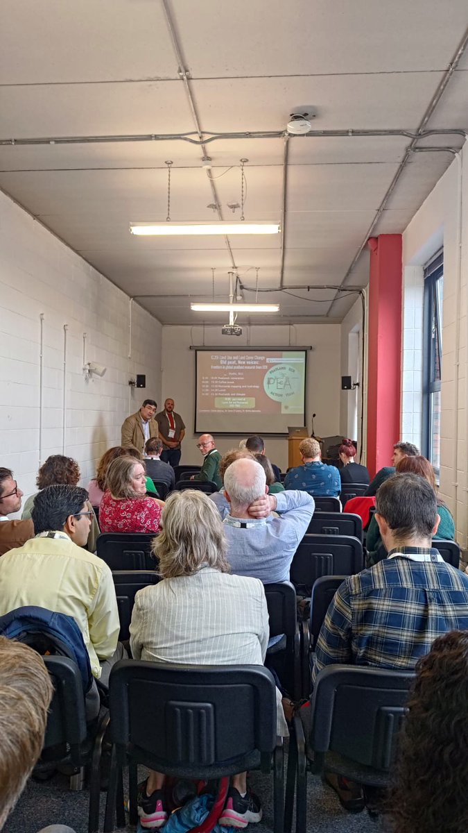 Irish peat ECR (@irish_peatecr) on Twitter photo We are moving on to Q/NA session now for the first session.
Really good turn over of people here. Lots of questions and nice discussion after the presentations!!
<a href="/igc2024dub/">@IGC2024Dub</a> We are moving on to Q/NA session now for the first session.
Really good turn over of people here. Lots of questions and nice discussion after the presentations!!
<a href="/igc2024dub/">@IGC2024Dub</a>