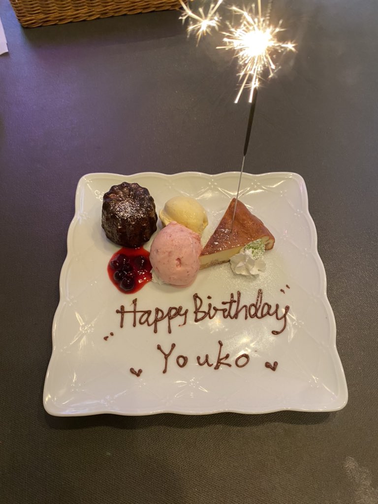 YOUKO_DREAMLINK's tweet photo. 帰る前にDesAngesさんでディン活&amp;ランチ🍽️看板メニューの牡蠣🦪美味しかった😋
最後にサプライズが‼️fam友さんが🎂プレートを用意してくださってました😭😭
本当に、本当にありがとう🥹🥹🥹
#ディーンフジオカ 
#billboardliveYokohama 
#desanges https://t.co/TaueFjmMqx