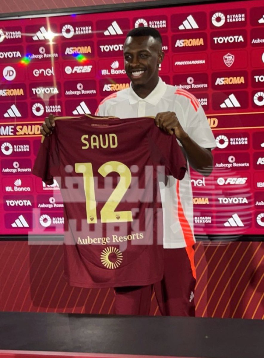 bnhashbool's tweet image. هي الصورة الأكثر تداولاً حاليا ‼️
#سعود_عبدالحميد هو أكثر لاعب سعودي مُهيأ للاحتراف خارجيا سواء من ناحية الكفاءة الفنية أو المهارة أو العمر 
أو التجربة الدولية والمحلية .
وهو الأنسب من بين جميع اللاعبين السعوديين 🇸🇦لتمثيل الوطن بشكل مشرف خارجيا .
سعود يمتلك CV قوي وعطاءه الفني في…