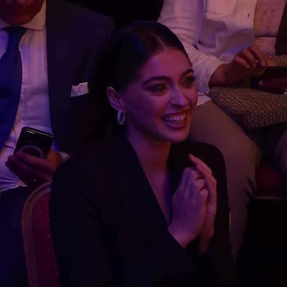 Egyptianmemees's tweet photo. لما شخصي المفضل يحقق اي حاجة .
"أنا" https://t.co/IyJetAfAIN