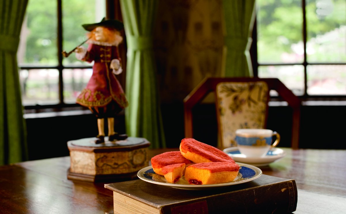 8/28は #テレビCMの日 福岡出身の私は、 はるかな夢がはじけます～♪の