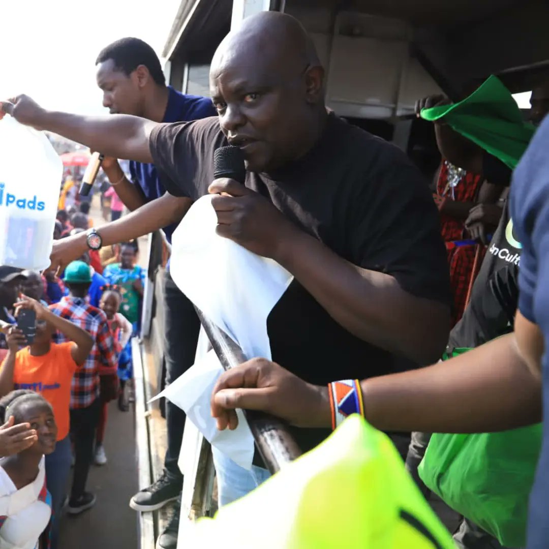 bintipads_ke's tweet photo. Kajiado ,you brought the energy,and we brought the Bintipads love!🚗🥳

From exciting roadshow vibes to spreading menstrual health awareness, our team had a blast collaborating with
@paran_tv and other amazing partners.

Here's to empowering communities,one pad at a time! https://t.co/x9ljf4EmxL