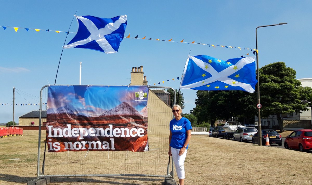 Our next stall is on 31st Aug 11-4 at the Big Busk on #Portobello Prom (hopefully nr the Yacht Club close to Bath St), weather-permitting. Join us for a blether &amp; check out all our #Independence items &amp; #BelieveinScotland  info. It's time for the Grassroots to really get going!