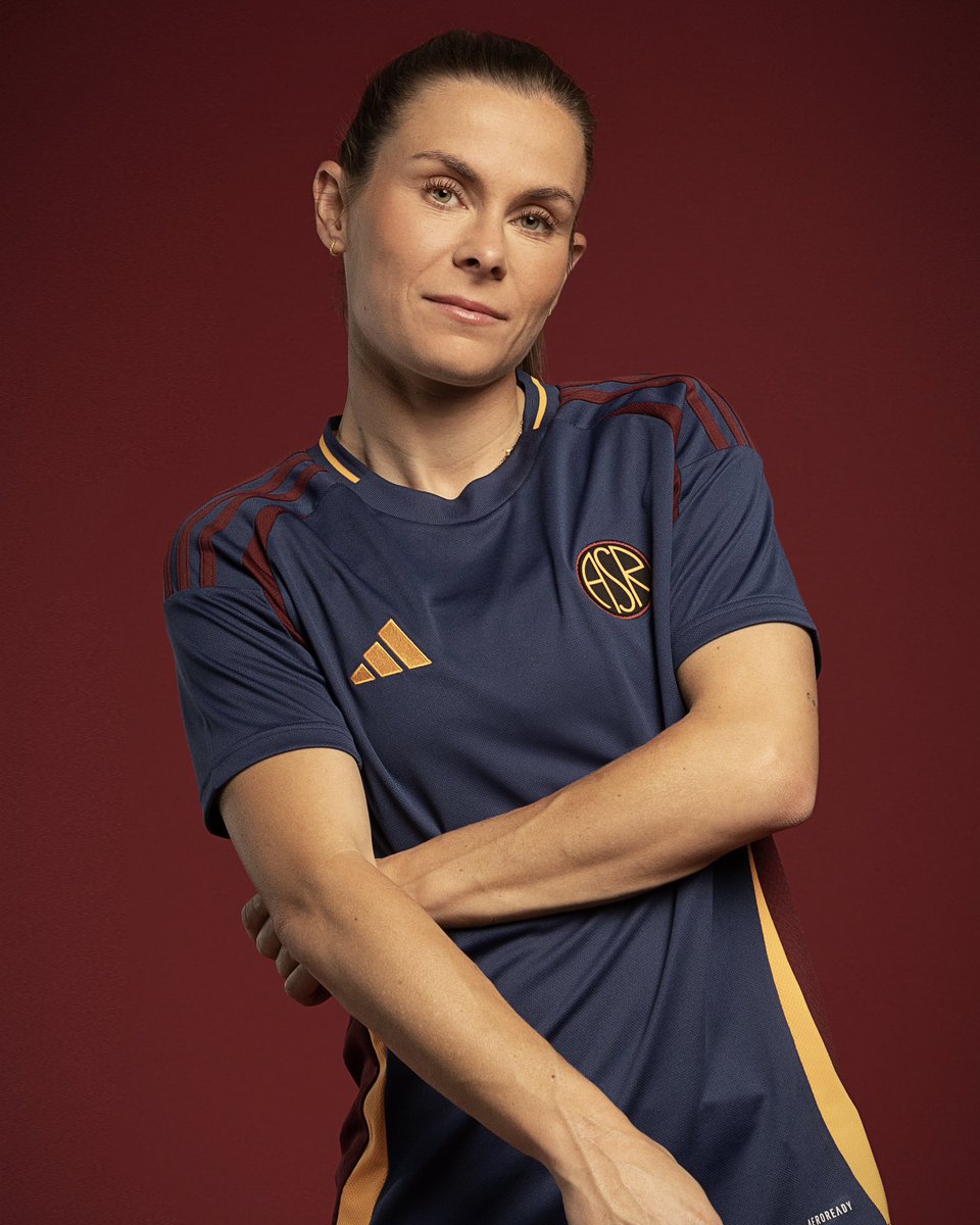 asroma_images's tweet image. Emilie Haavi | #ThirdKit