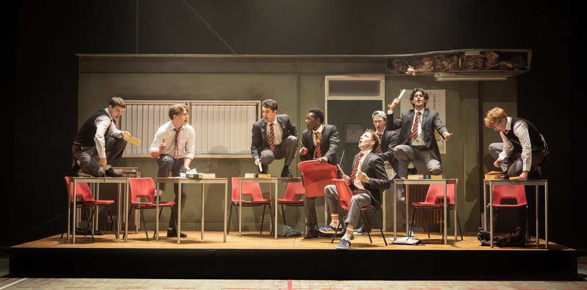 West End Best Friend (@westendbf) on Twitter photo 🎭 FIRST LOOK 🎭
The 20th Anniversary production of Alan Bennett’s modern classic The History Boys plays at <a href="/TheatreRBath/">Theatre Royal Bath</a> until 31 Aug prior to a national tour.
📸 Marc Brenner 🎭 FIRST LOOK 🎭
The 20th Anniversary production of Alan Bennett’s modern classic The History Boys plays at <a href="/TheatreRBath/">Theatre Royal Bath</a> until 31 Aug prior to a national tour.
📸 Marc Brenner