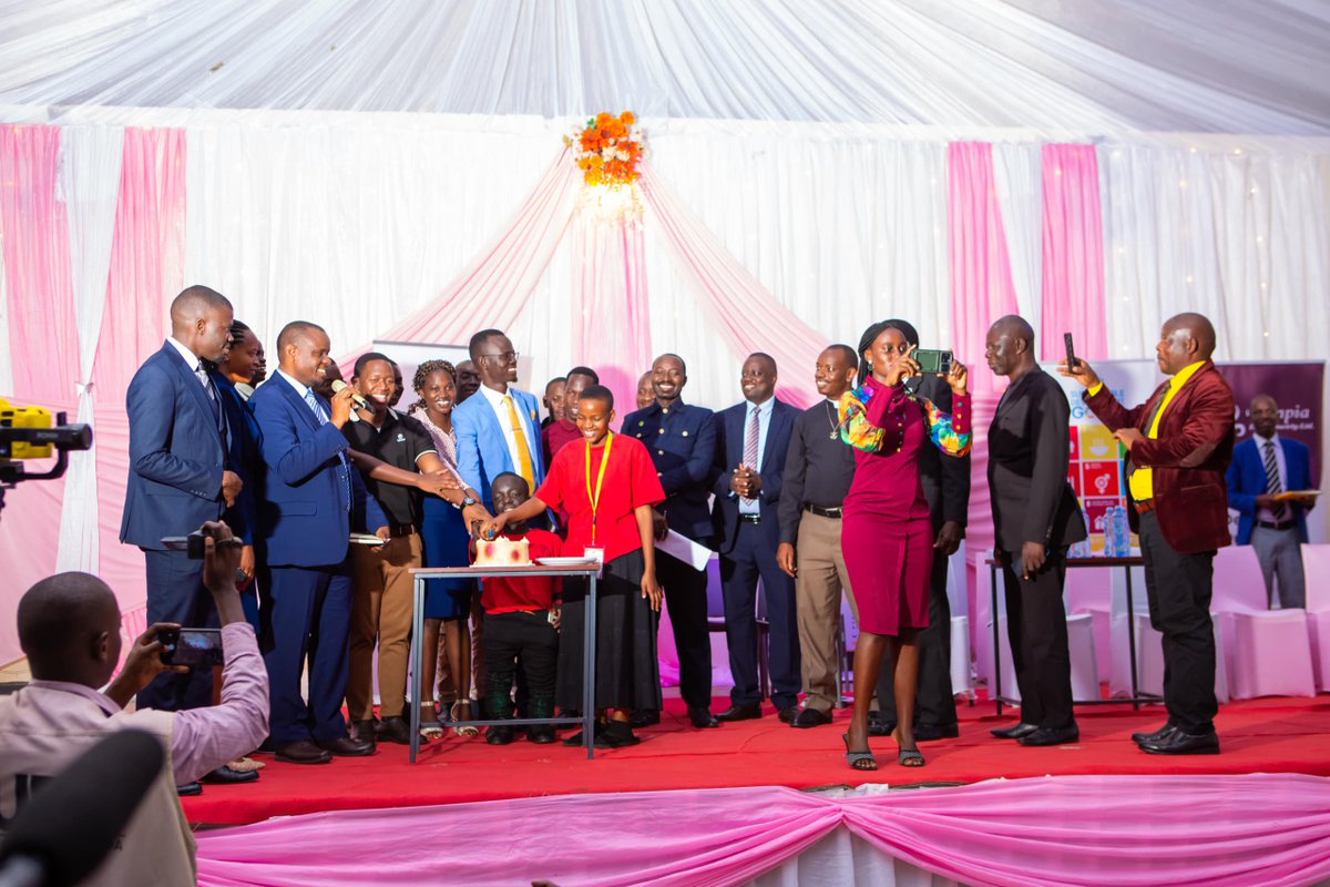 AMANYA STUART (@amanyastuartjr) on Twitter photo The official opening Ceremony of the 3rd Edition of the UNSA Debates, Poetry and Public Speaking Championship by Hon. @BalaamAteenyiDr Minister for Youth and Children Affairs is underway at Holy Cross Lake View SS Jinja.
#UNSADebates2024 || <a href="/unsaugofficial/">Uganda National Students Association (UNSA)</a> The official opening Ceremony of the 3rd Edition of the UNSA Debates, Poetry and Public Speaking Championship by Hon. @BalaamAteenyiDr Minister for Youth and Children Affairs is underway at Holy Cross Lake View SS Jinja.
#UNSADebates2024 || <a href="/unsaugofficial/">Uganda National Students Association (UNSA)</a>