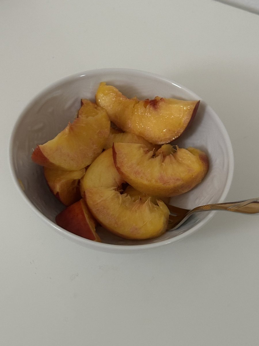 Bear_Melodies's tweet image. A Photo a Day Challenge:

5-8
#highangle
#lowangle
#fruits
#badhabits

#KimWoojinPhotoChallenge #CubsLoveWoojin @woooojinn