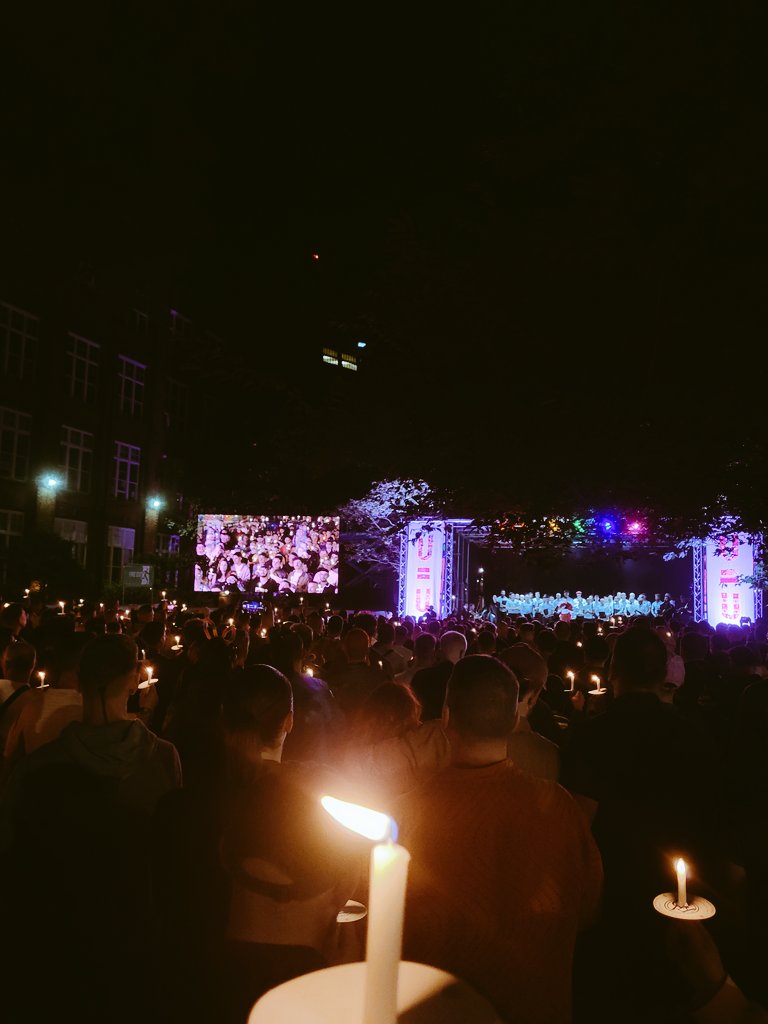 Daniel Whitley๐๐ณ๏ธโ๐ (@_danielwhitley) on Twitter photo As Manchester Pride came to an end it was time to reflect and come together as a community for the candlelight vigil ๐ฏ๐ณ๏ธโ๐
<a href="/GeorgeHouseTrst/">George House Trust</a> <a href="/ManchesterPride/">Manchester Pride</a> As Manchester Pride came to an end it was time to reflect and come together as a community for the candlelight vigil ๐ฏ๐ณ๏ธโ๐
<a href="/GeorgeHouseTrst/">George House Trust</a> <a href="/ManchesterPride/">Manchester Pride</a>