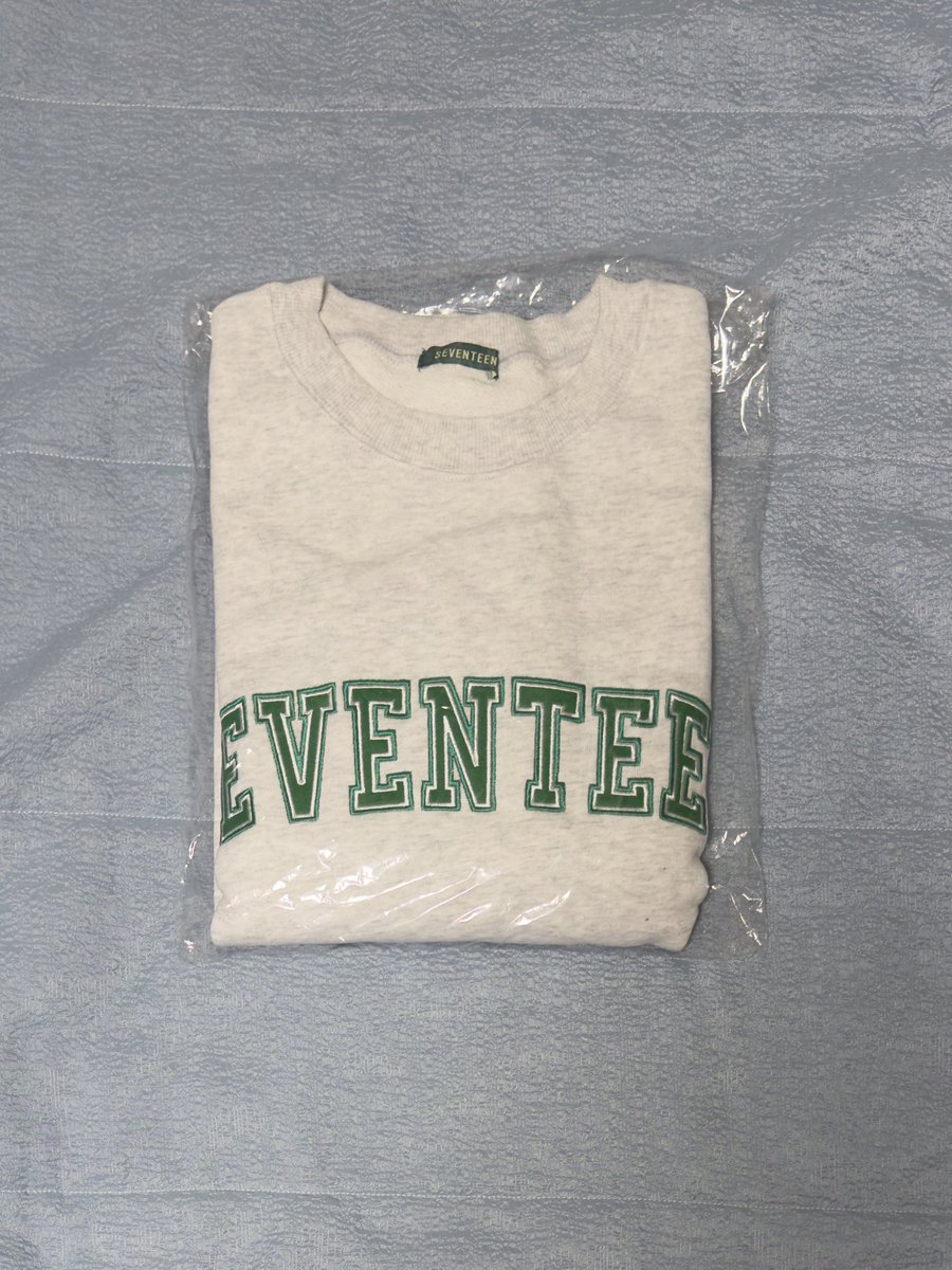 SVT_Sellll's tweet image. 2023 SEVENTEEN's HOME 
일본 MD 풀오버(맨투맨) 양도

L 사이즈
포카 ❌
미착용 새상품

1.4
배송비 별도
모든 인증 가능

DM에 답장 없으면 멘션 및 옵챗 주세요!

#세븐틴 #MD #Poolover #에스쿱스 #윤정한 #문준휘 #호시 #전원우 #우지 #서명호 #디에잇 #민규 #도겸 #승관 #버논 #디노