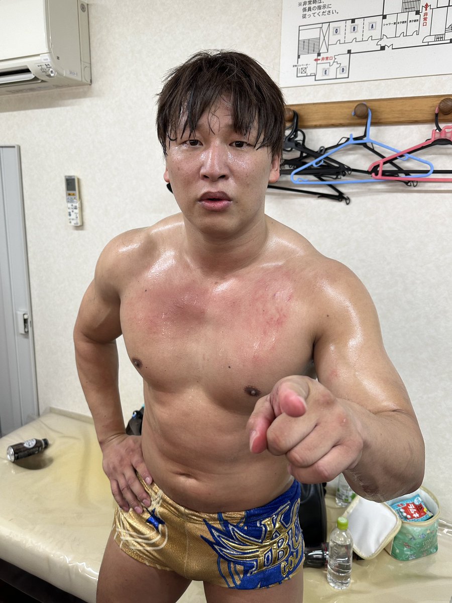 t346fire's tweet photo. 普通に「髙木さん、なんで今日試合ないんですか？」って聞かれたのですが。。。7年で色々パワーアップしてるな。。。何はともあれ、飯伏おかえり！ #ddtpro https://t.co/O2CPiPUyUk