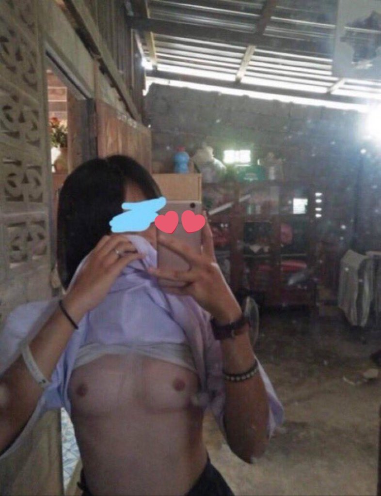 เงี่ยนจนแฉะอยากเสร็จ😋🆔 twnv9
#คอลเสียว #เงี่ยนหีเเฉะ #คลอเสียว
#เงี่ยน #ครางเสียว #เซ็กส์โฟน