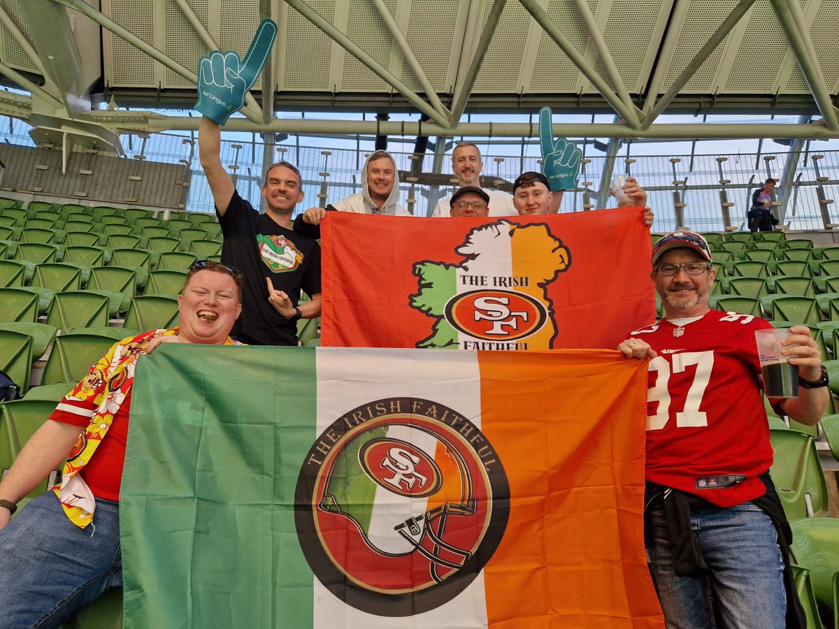 49ersIre's tweet image. Irish faithful out in force for the college game this year!!!!

Many a sore head this morning and we’ll be back at it on September 15th in @BuskersOTB come join us for watch party with our beloved @49ers @ @Vikings @UKVikingsFans