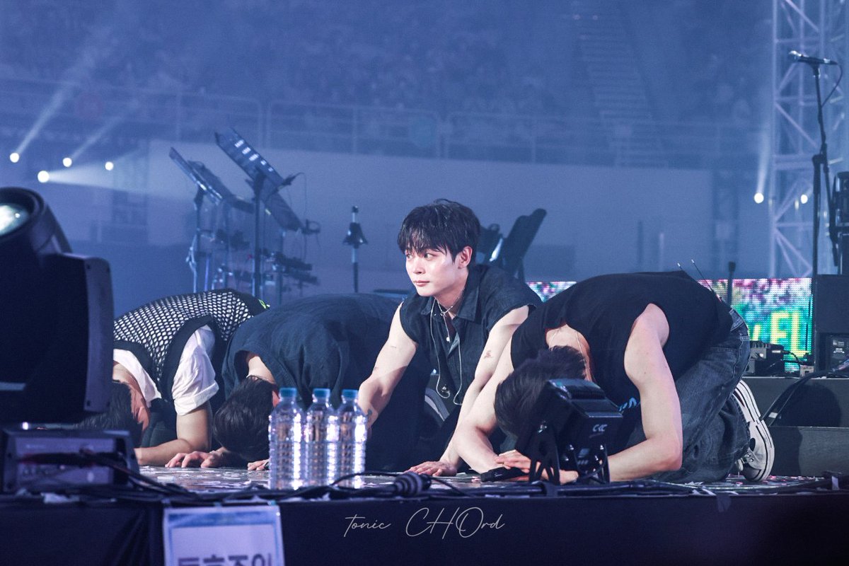 240825 written by FLOWER ENCORE in SEOUL 막콘 pre

🐶 강아지 빼꼼

#LUCY #루시 #신예찬 #최상엽 #조원상 #신광일