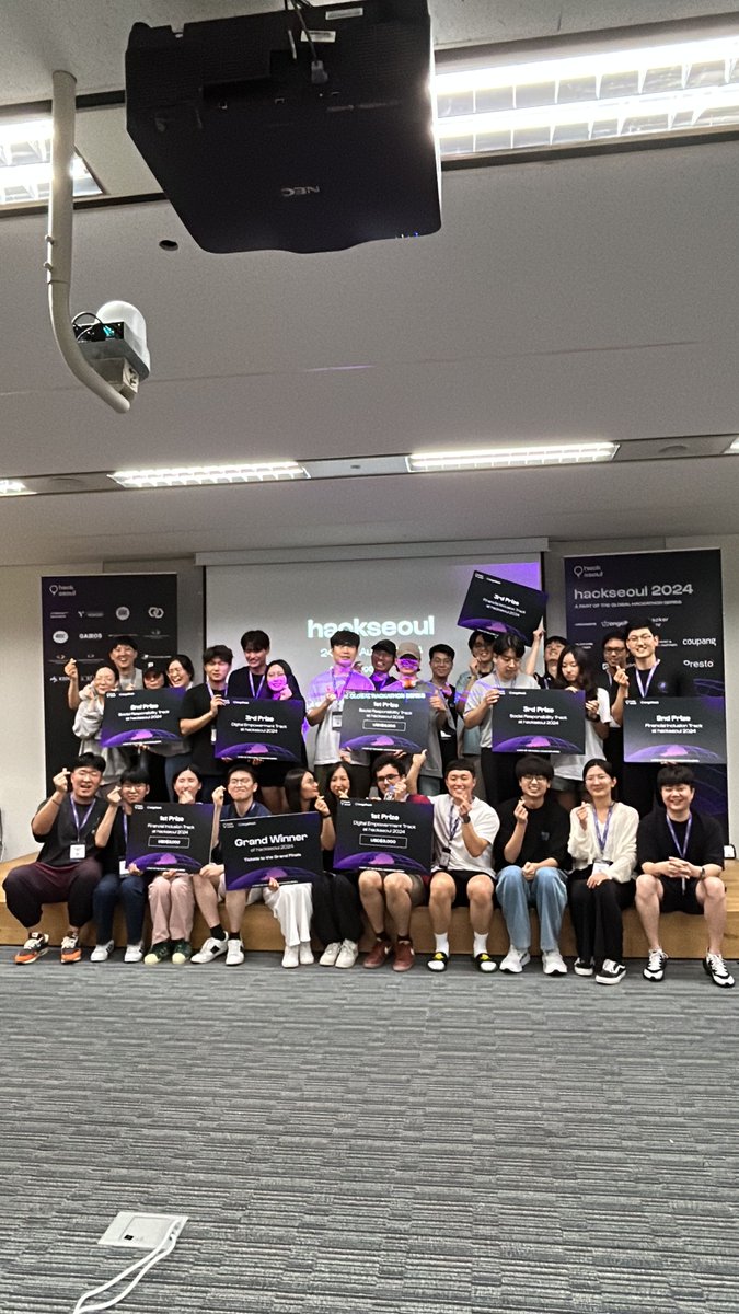 AngelHack's tweet photo. Massive congratulations to our #hackseoul winners 🏆 We can’t wait to see you bring your A-game to our Grand Finals!
#Hackathon #Tech #TheGlobalHackathonSeries #hackglobal https://t.co/5KG37m2T6D