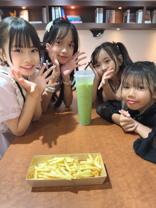 Twitterのコスプレ画像13