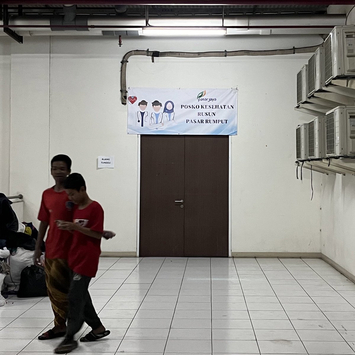 Humanies Project tweet media