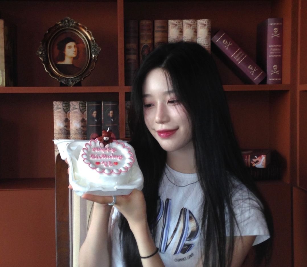 mayluvje's tweet photo. 최정은 얼굴 미쳤다 진짜... https://t.co/REnydGBTbO