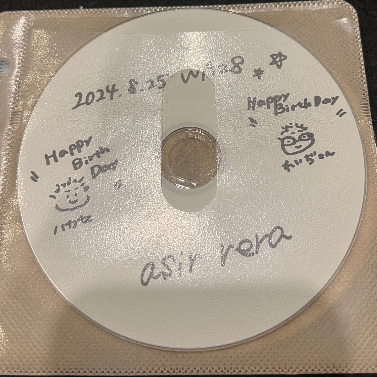 ut0829's tweet photo. 取り急ぎ、#WA28 #ハカセ生誕 !!!

御来場頂いたお客様、御出演頂いたアーティストの皆様、スタッフ各位、誠にありがとうございました！

ハカセ生誕なんてのはキッカケでよくて、みんなで楽しい空間が作れてよかったです☺️

来週は仙台、朝はBARTAKEさん、そして夜ははあとびいとさん！こちらもぜひ！ https://t.co/2YB5P07YjH