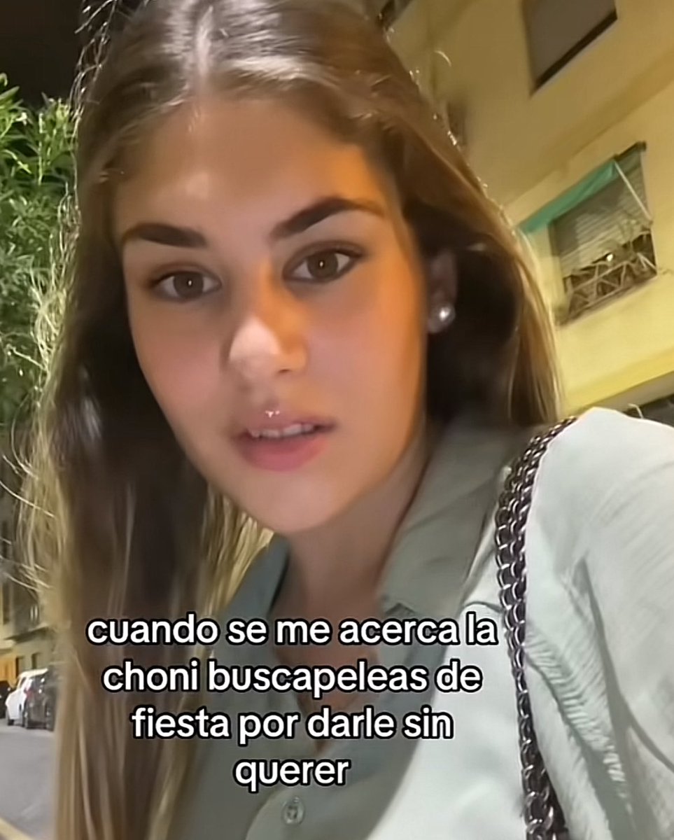 sin hablar del ascazo k dan las pijas d fiesta creyéndose miss universo y van a conjunto cn mi abuela