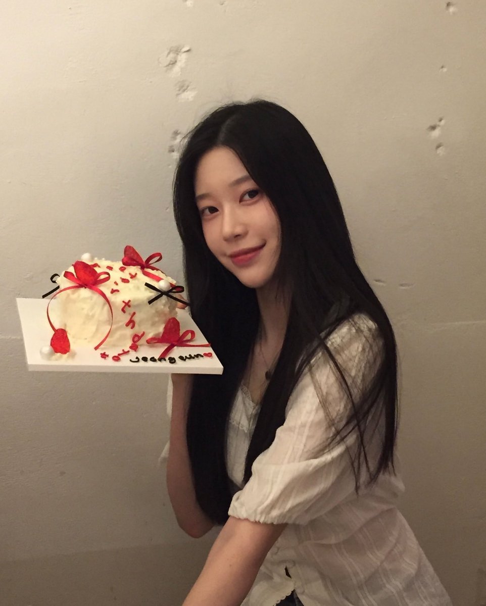 mayluvje's tweet photo. 이게 최정은이야... https://t.co/f8L32ktgvL