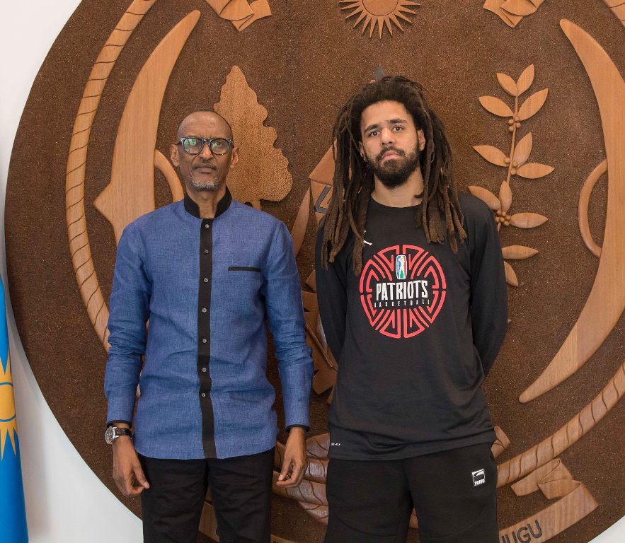 gladiator_1st's tweet image. Global Famous celebrities who have met with H.E Paul KAGAME President of Rwanda. 🇷🇼

A Thread. 🧵