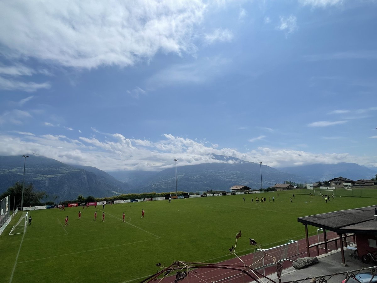 Swiss_Cathy's tweet photo. Match of the day ⚽️😎

#Ayent #Arbaz #Sion #Valais 
@USAyentArbazA https://t.co/z9Z3E26AqR