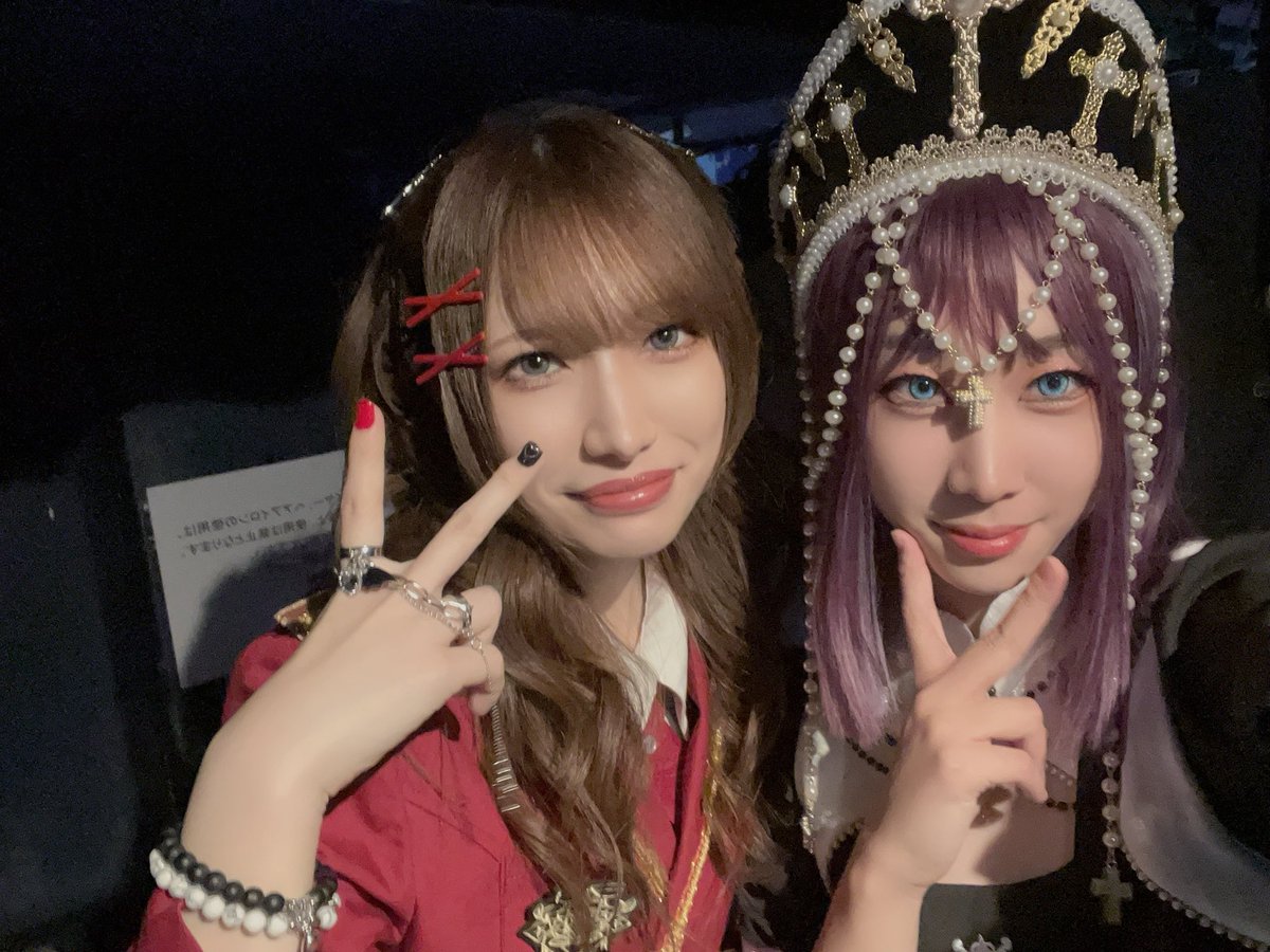 meny_vocal's tweet photo. 夏海さん生誕祭の写真たち📷
MiRi さん、夏海さん、MiRAさん、みさこさん、きらりさんと🫶💕 https://t.co/LAUQrXS4ER