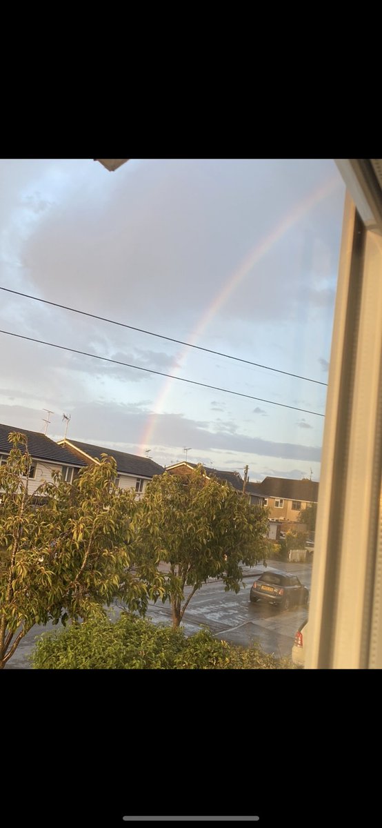 Awareness4Kody's tweet photo. 24/8/2024 Rainbow in Essex.
#SignsFromHeaven ๐ https://t.co/yXGJJExeIU