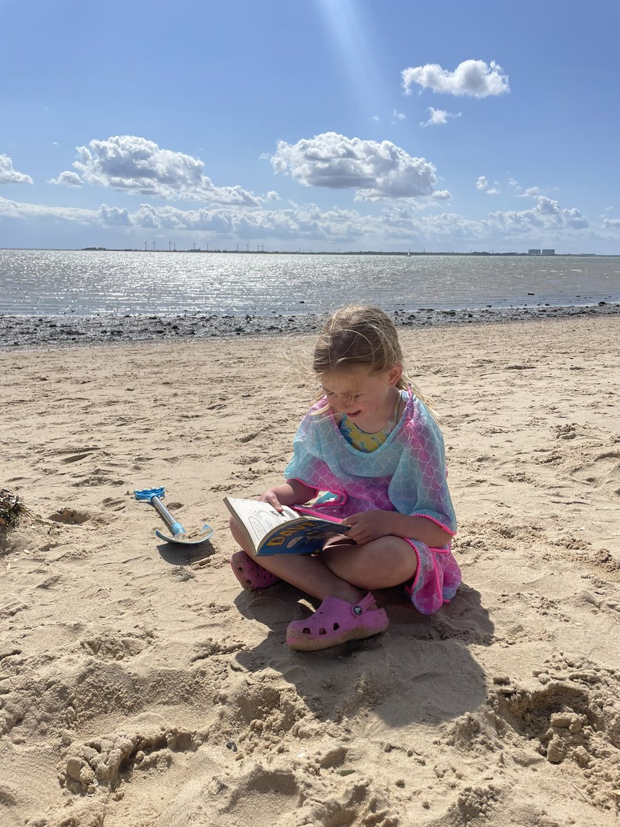 Nicola Smallcombe tweet media