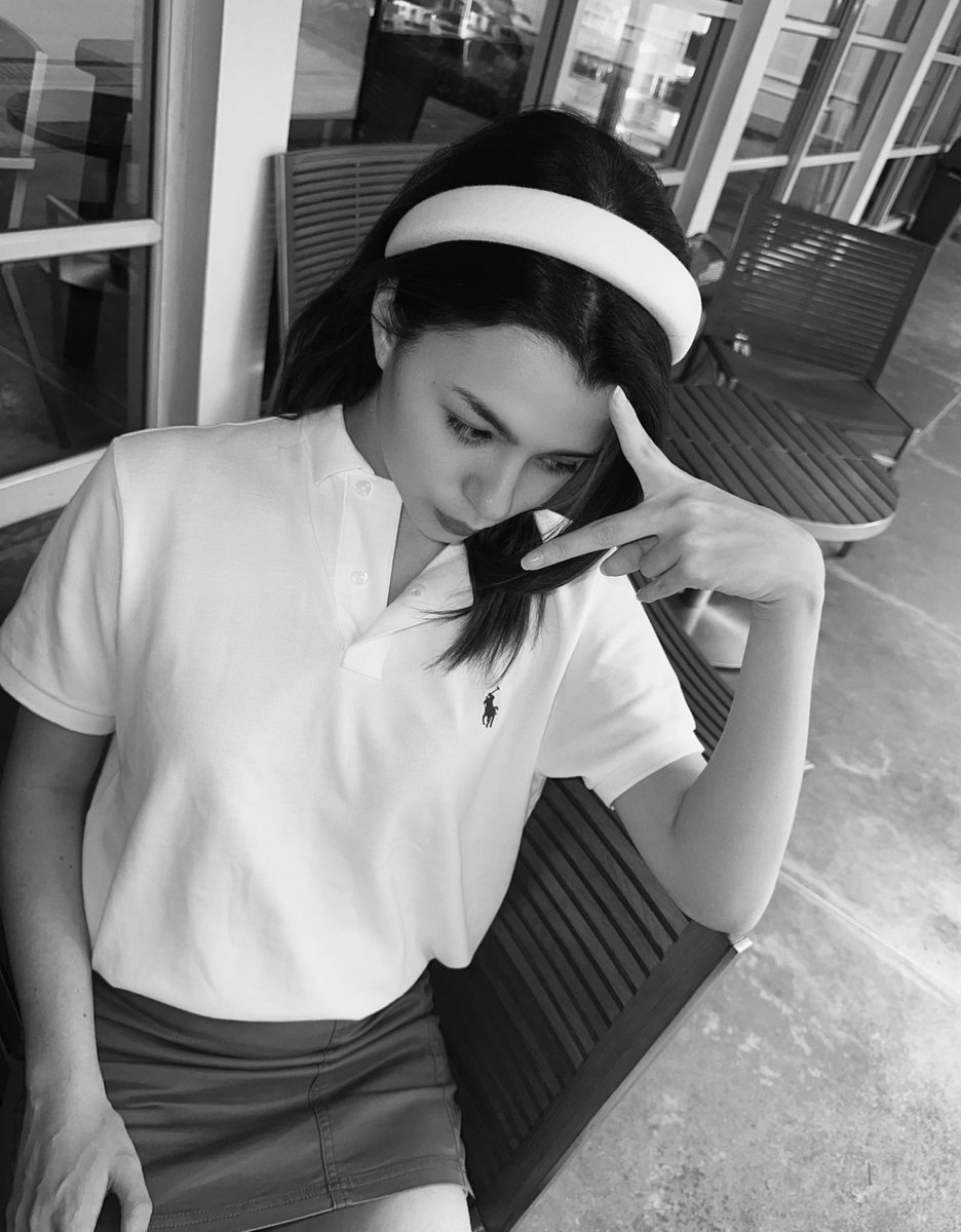 AngelssBecky's tweet photo. sporty gf? 
#beckysangels https://t.co/ymnvqTQgsc