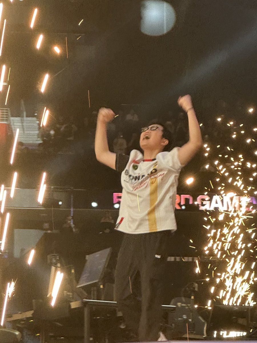 Incredible 

#VALORANTCHAMPIONS