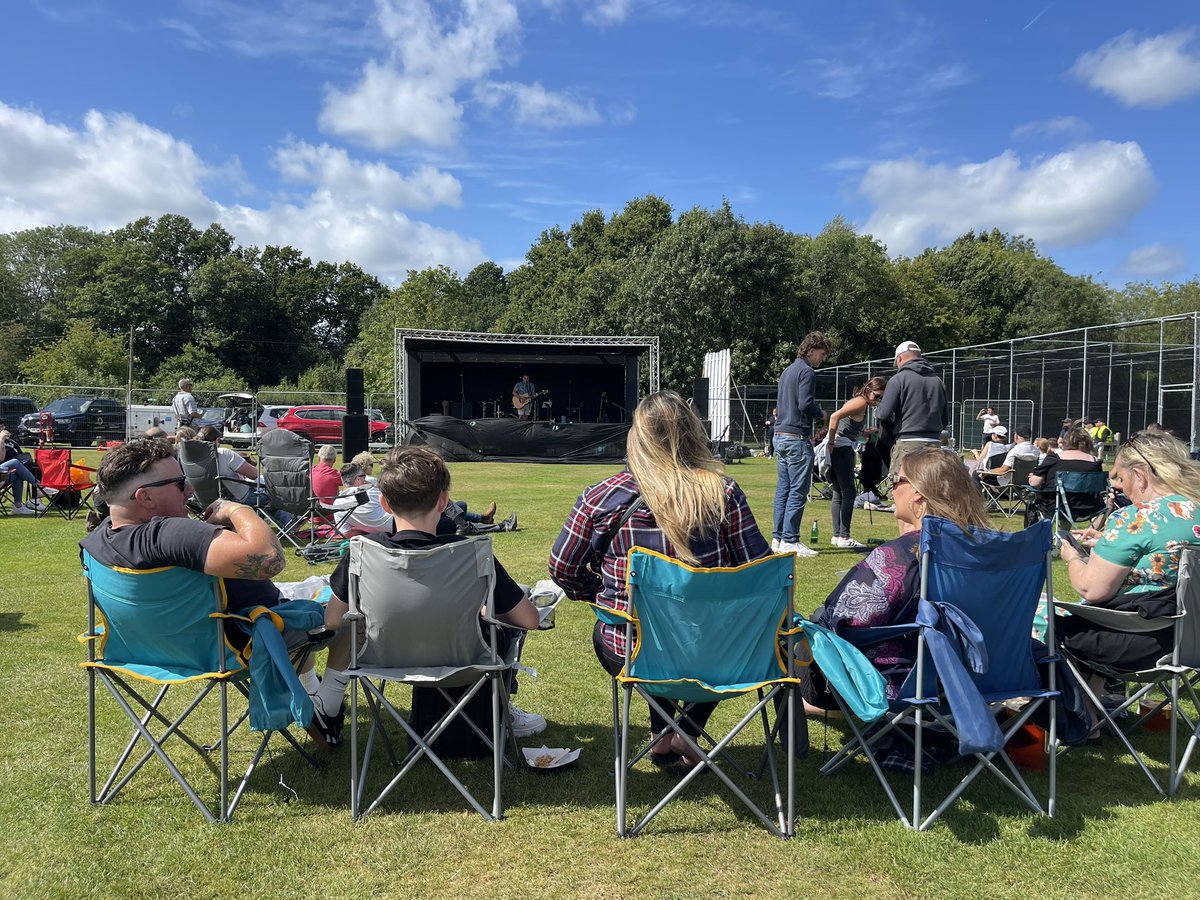 rayaddisonlive's tweet photo. Enjoying the sunshine at Ifest 2024 in Ifield. Anyone else here? Come and say hello. #Ifest https://t.co/fl5zVgVTCx