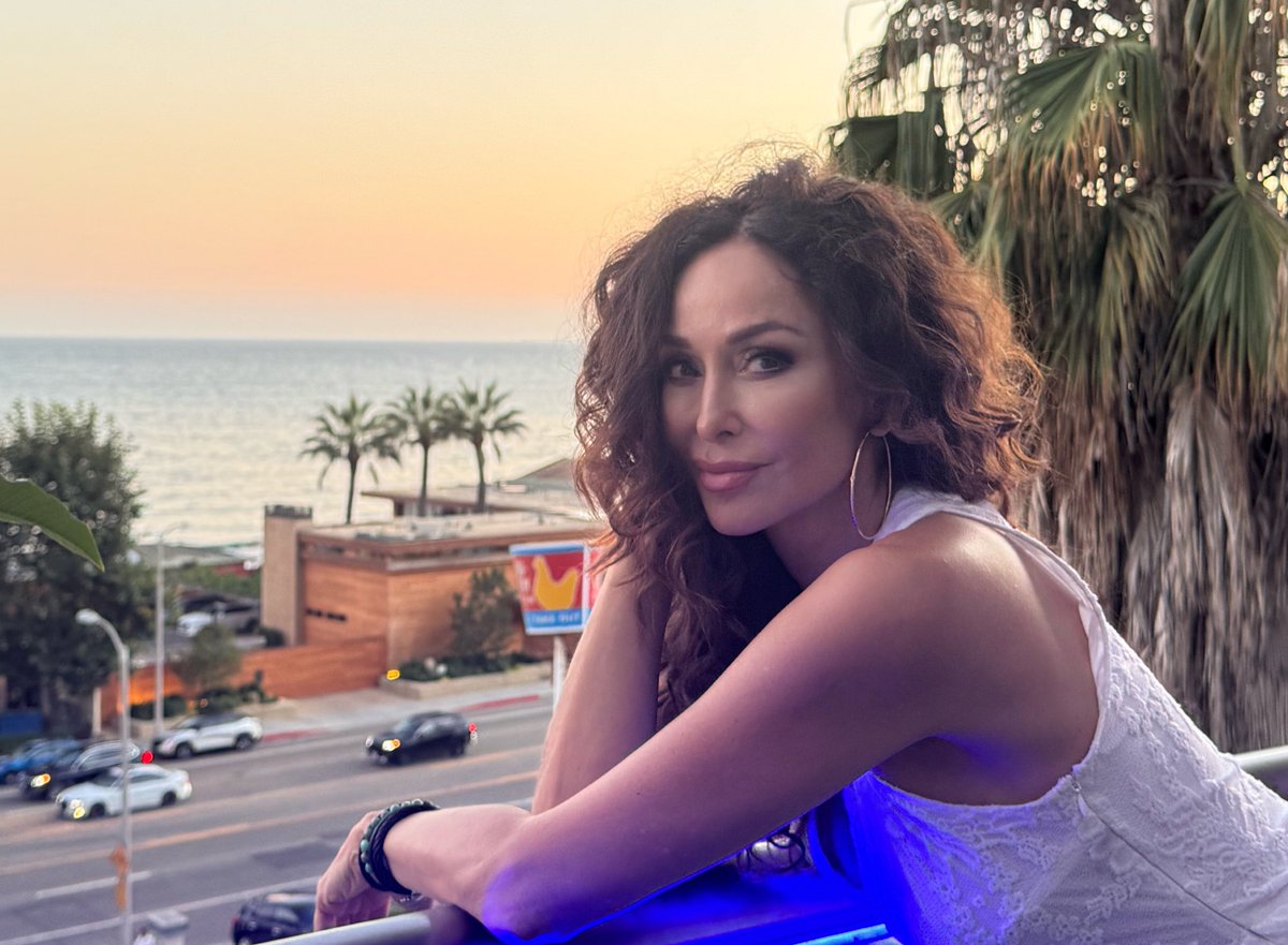 Sofia Milos official tweet media