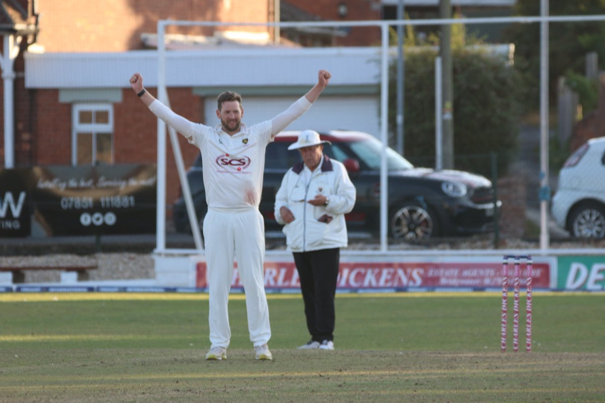 Congratulations to George Thomas for a magnificent 182 from 107 balls (with 16 6's)  in <a href="/TSA_CC/">Taunton StAndrews CC</a>'s victory over <a href="/BridgyCC/">Bridgwater CC</a> in the <a href="/WEPLCricket/">West of England Premier League</a> league #OWTS