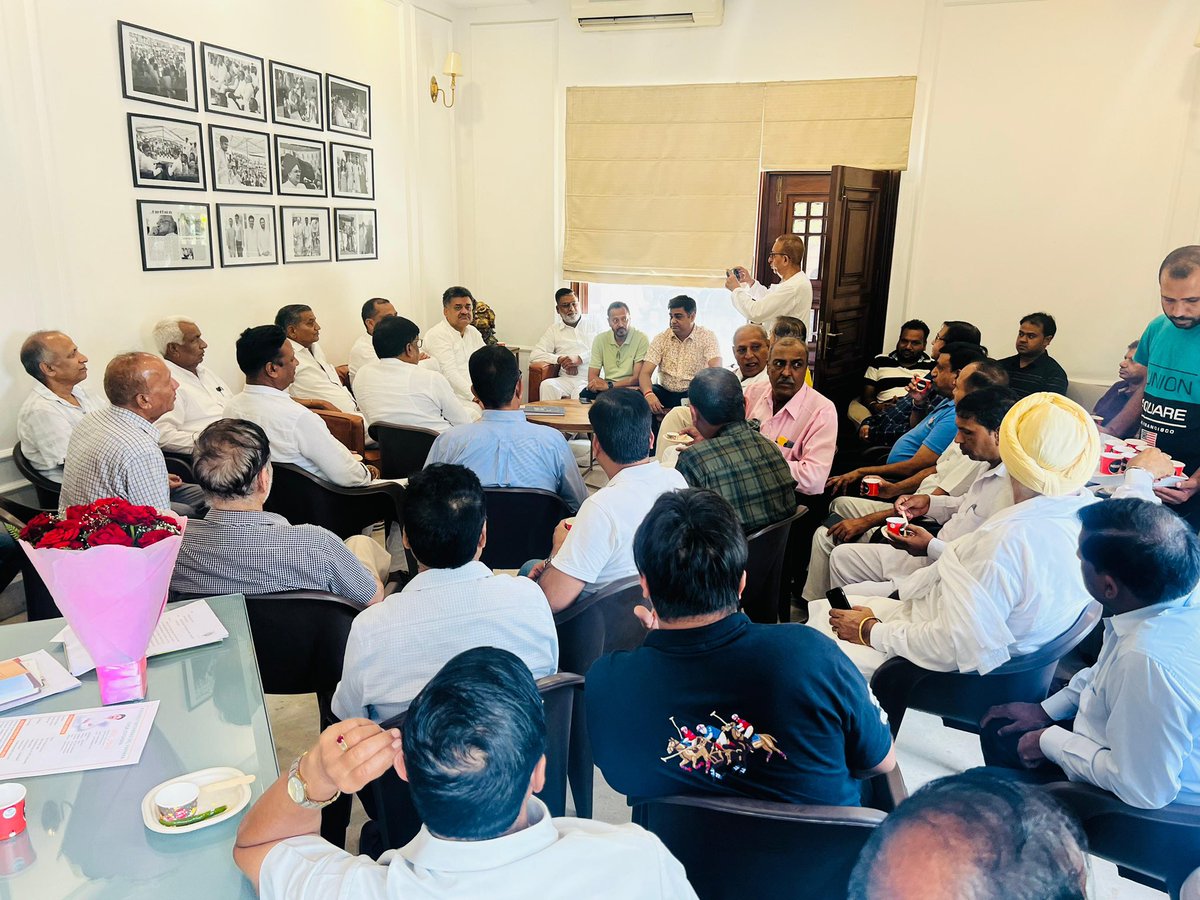 cmbishnoi's tweet photo. पंचकूला की जनता से मिलकर, चुनावी रणनीति पर चर्चा!
आज अपने पंचकूला स्थित आवास पर पंचकूला शहर के गणमान्य सदस्यों से मुलाक़ात कर आगामी चुनाव की रणनीति तैयार की।

#PanchkulaFirst #HaryanaNeedsChange #CongressForHaryana #PeopleOverPolitics #Chandermohan #ChanderMohanBishnoi #CMBishnoiForPanchkula #HaryanaElections2024 #PanchkulaAssembly #VoteForChange #Panchkula #CMBishnoi4Panchkula #HaryanaElections2024