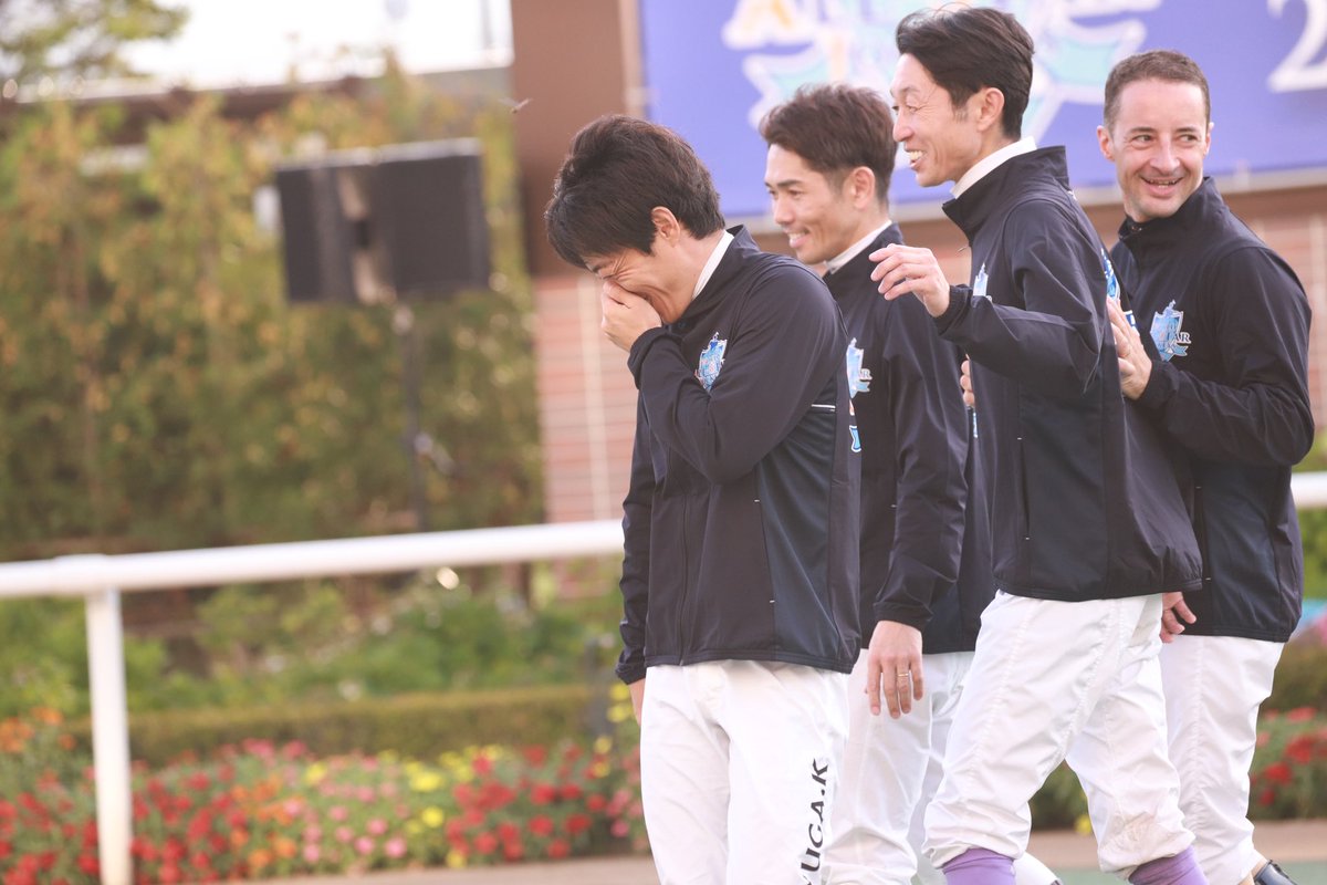danon_premium15's tweet image. JRA選抜🎉
最下位を慰められる川田さん

#WASJ
#WASJ2024
#札幌競馬場